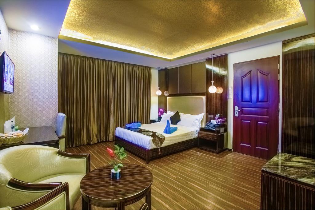 Hotel Noorjahan Grand Сілет Екстер'єр фото