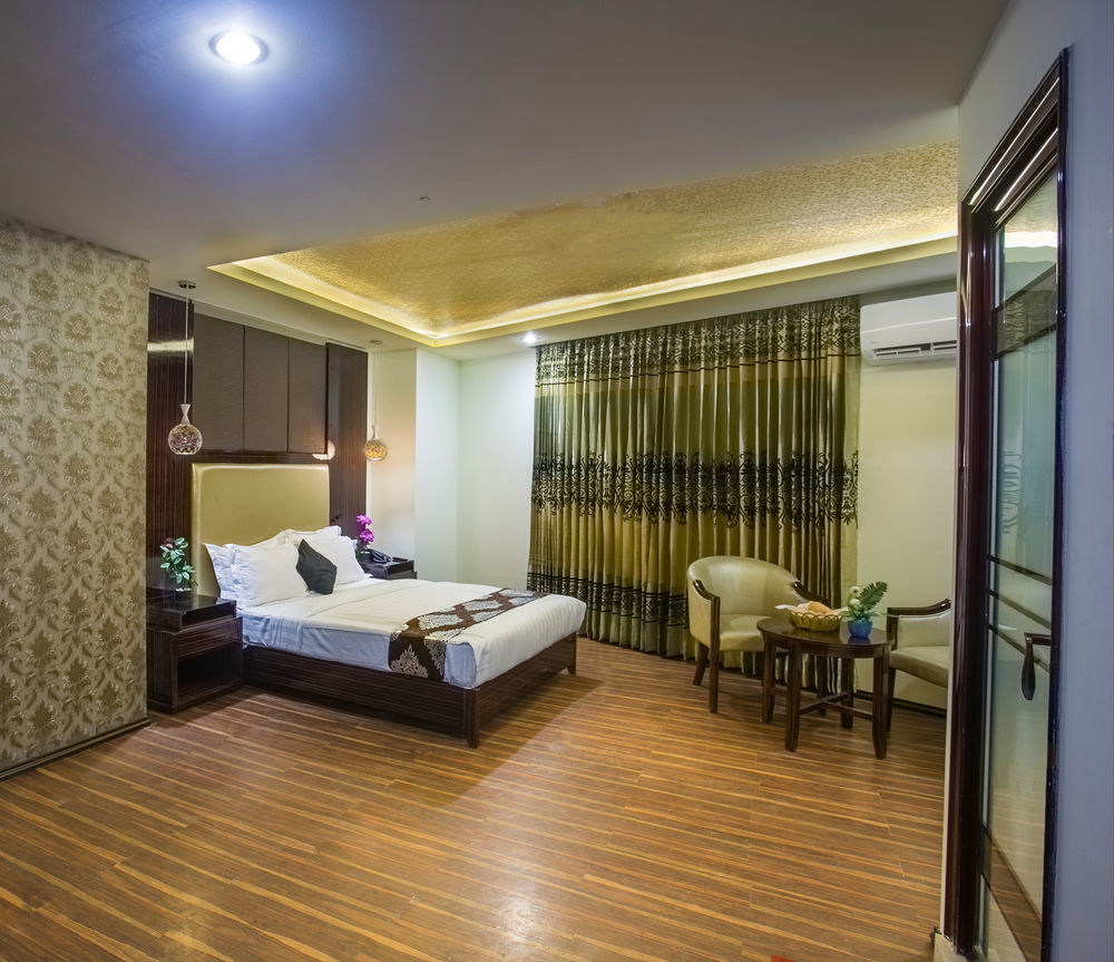 Hotel Noorjahan Grand Сілет Екстер'єр фото